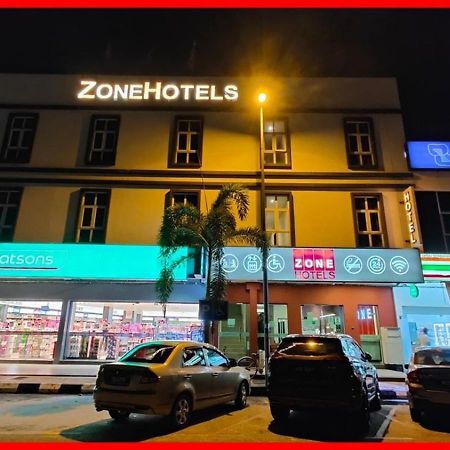 Zone Hotels, Telok Panglima Garang Teluk Panglima Garang Eksteriør bilde