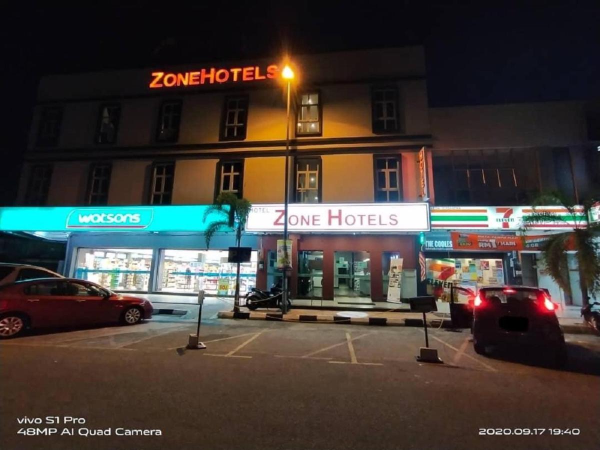 Zone Hotels, Telok Panglima Garang Teluk Panglima Garang Eksteriør bilde