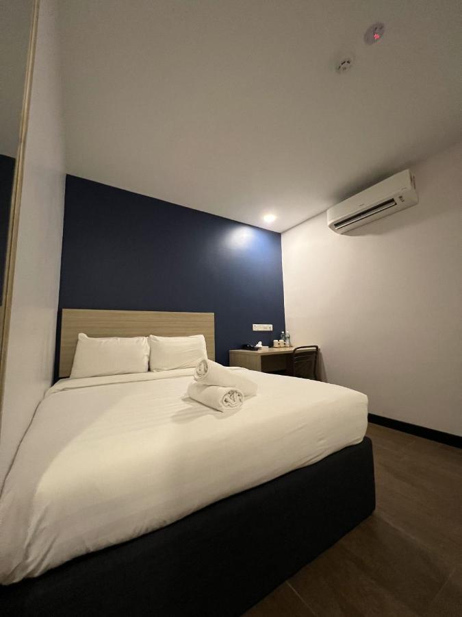 Zone Hotels, Telok Panglima Garang Teluk Panglima Garang Eksteriør bilde