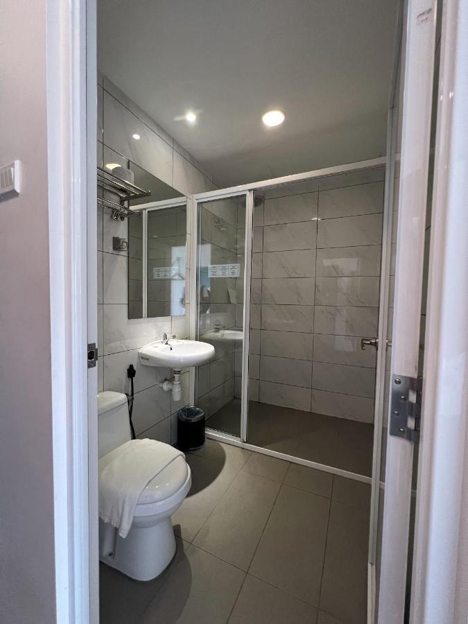 Zone Hotels, Telok Panglima Garang Teluk Panglima Garang Eksteriør bilde