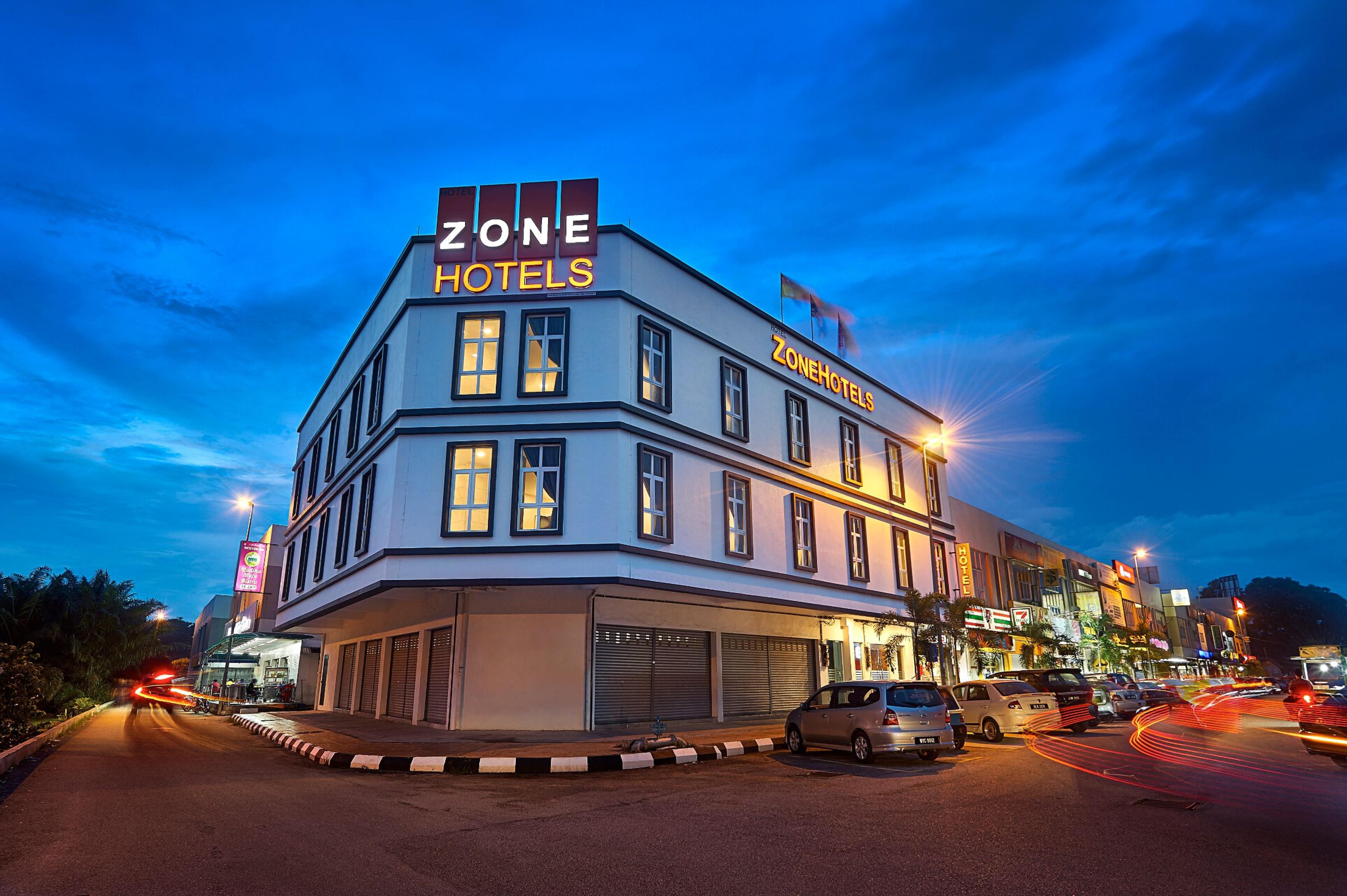Zone Hotels, Telok Panglima Garang Teluk Panglima Garang Eksteriør bilde